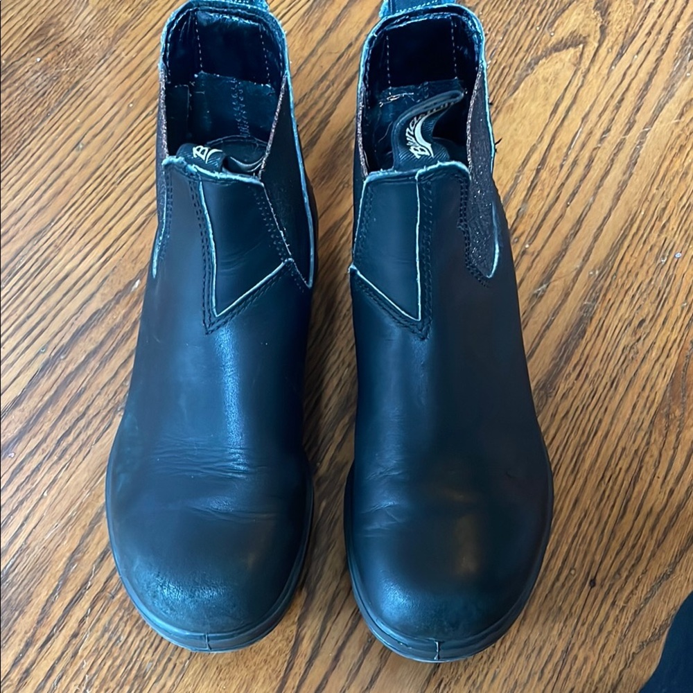 Women’s Blundstone Black Leather Original Chelsea Boots